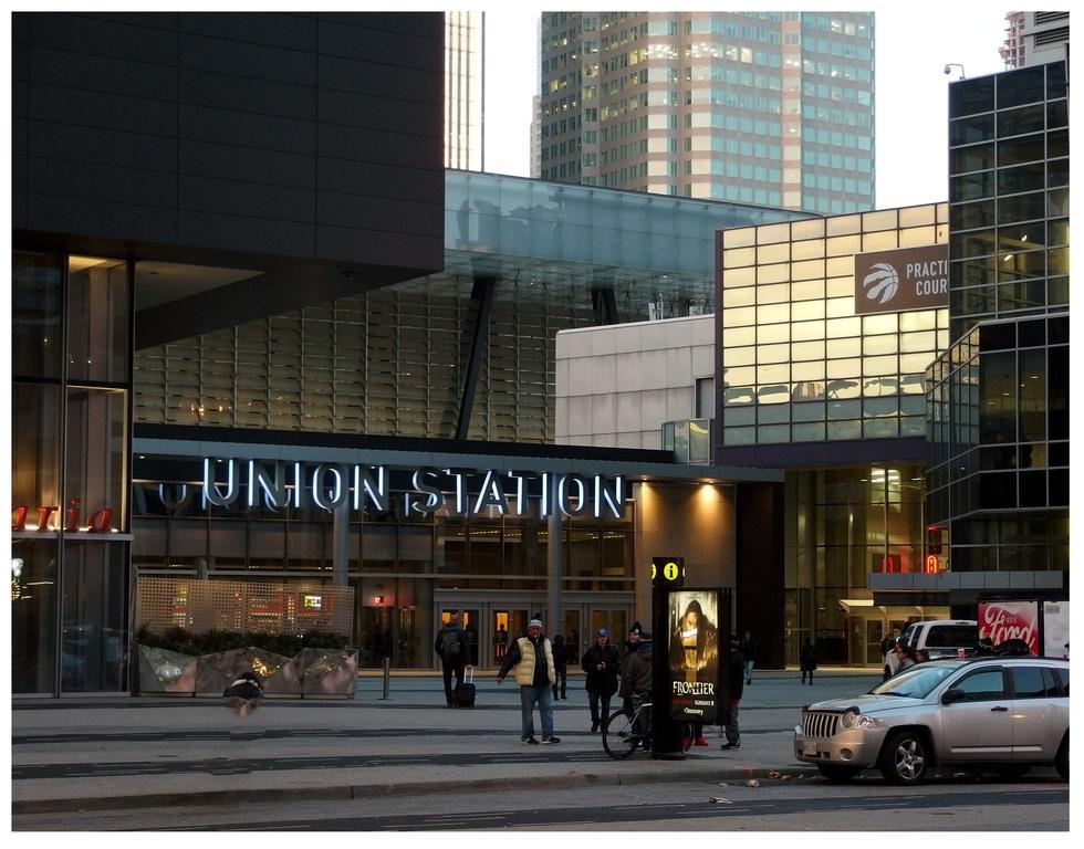 Tvhr - Luxury Condos In Heart Of Downtown Toronto Dış mekan fotoğraf