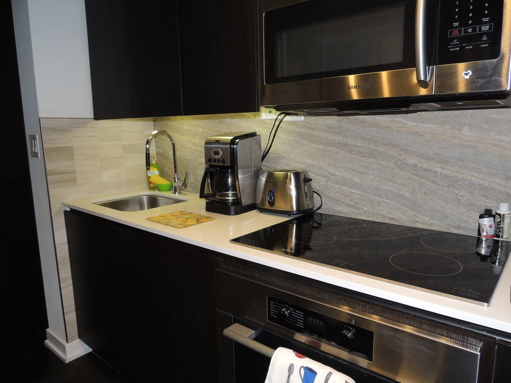 Tvhr - Luxury Condos In Heart Of Downtown Toronto Dış mekan fotoğraf