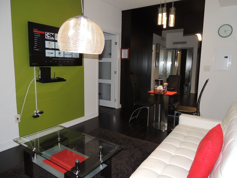 Tvhr - Luxury Condos In Heart Of Downtown Toronto Dış mekan fotoğraf