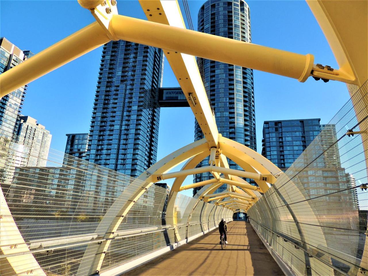 Tvhr - Luxury Condos In Heart Of Downtown Toronto Dış mekan fotoğraf