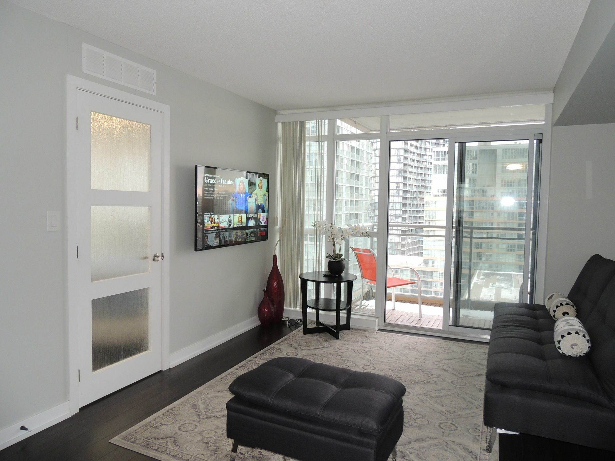 Tvhr - Luxury Condos In Heart Of Downtown Toronto Dış mekan fotoğraf