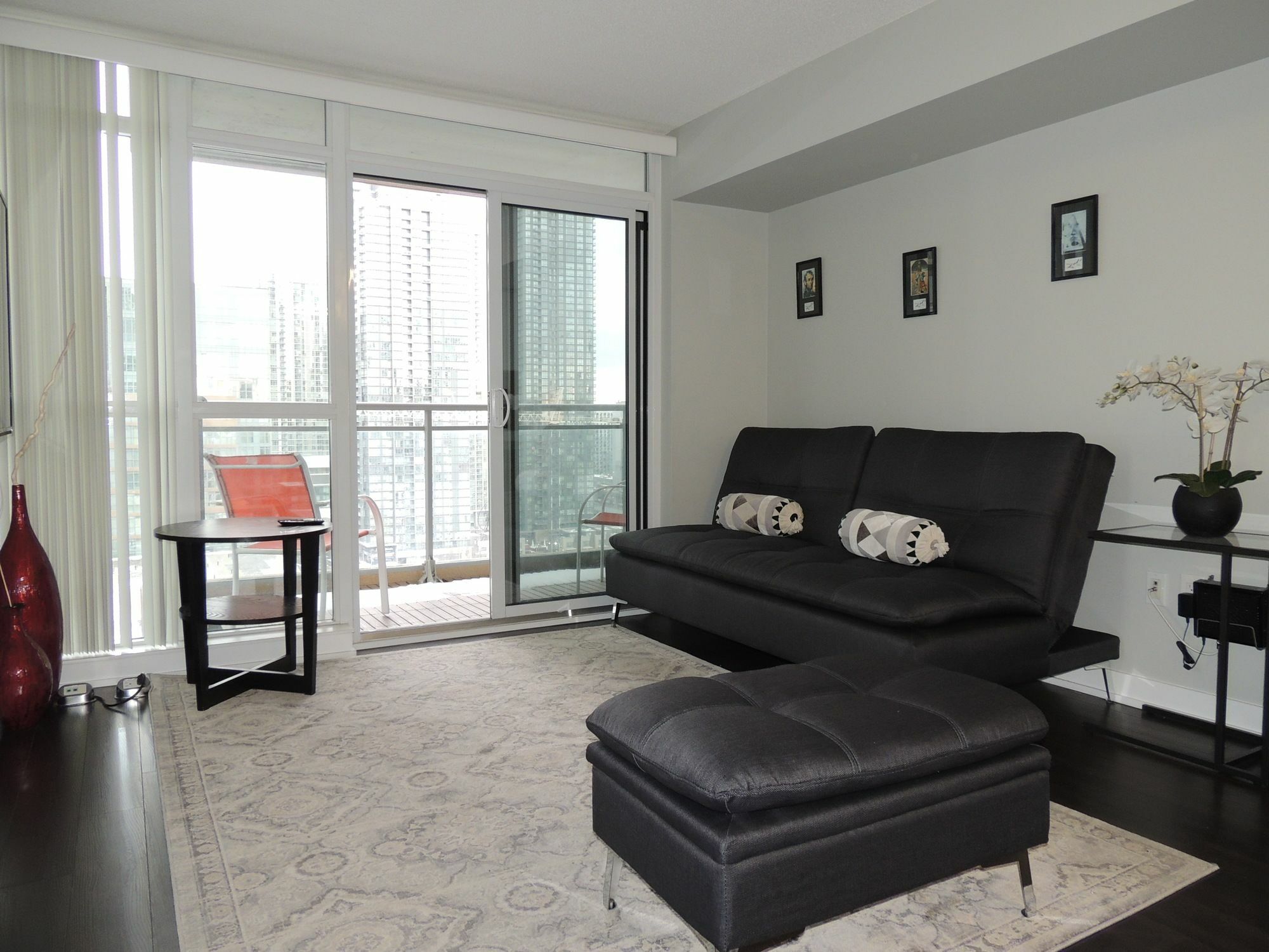 Tvhr - Luxury Condos In Heart Of Downtown Toronto Dış mekan fotoğraf