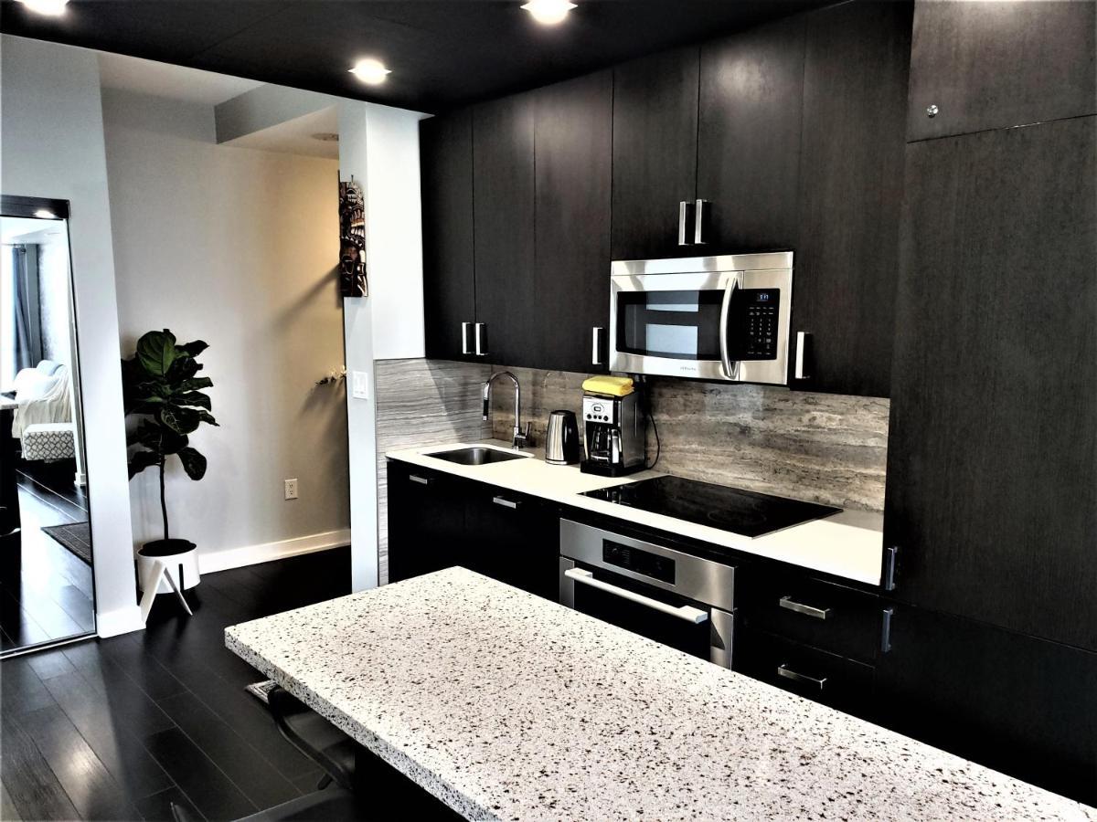Tvhr - Luxury Condos In Heart Of Downtown Toronto Dış mekan fotoğraf
